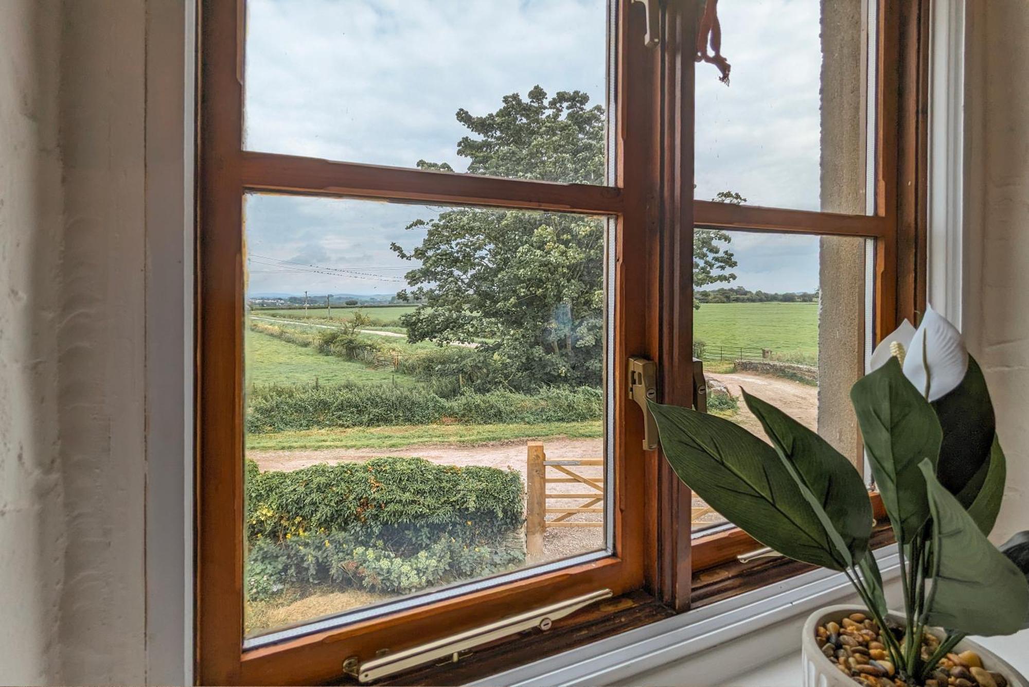 The Gilpin Farmhouse, Lake District Getaway Levens Экстерьер фото